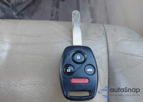 2010 Honda Accord 3.5 Ex-L z USA, uszkodzony, nr VIN 1HGCP3F83AA007500